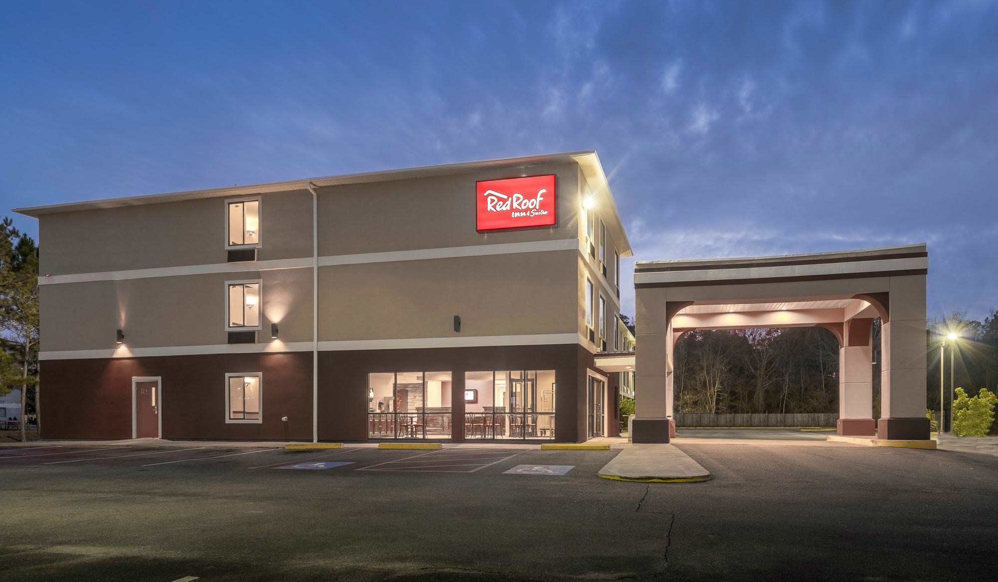 Red Roof Inn & Suites Biloxi - Ocean Springs Exterior foto